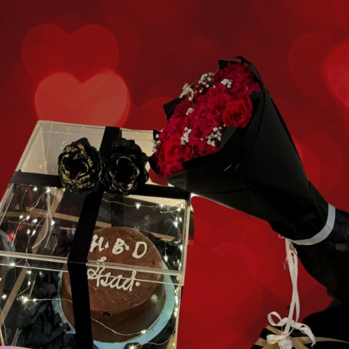 Acrylic Cake with Bloom Box